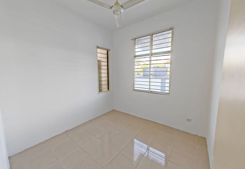 Town Villa, Taman Tasik Puchong