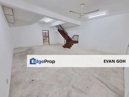 Taman Saujana Puchong Puchong 2 Storey for Sale Below Market Value, Selangor, Puchong South