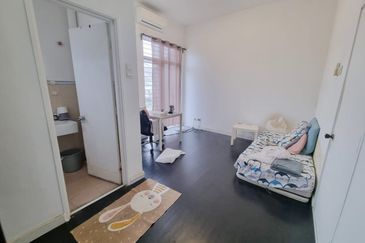 Town Villa, Taman Tasik Puchong