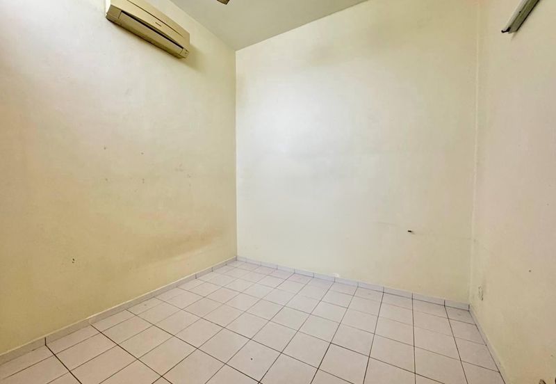 Alam Idaman, Taman Tasik Puchong