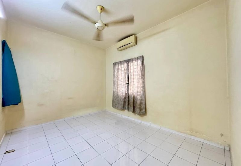 Alam Idaman, Taman Tasik Puchong