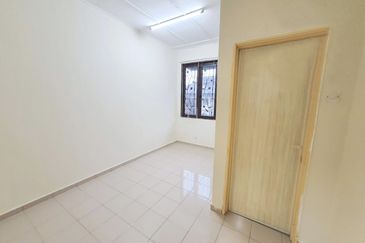 Taman Saujana Puchong