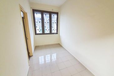 Taman Saujana Puchong