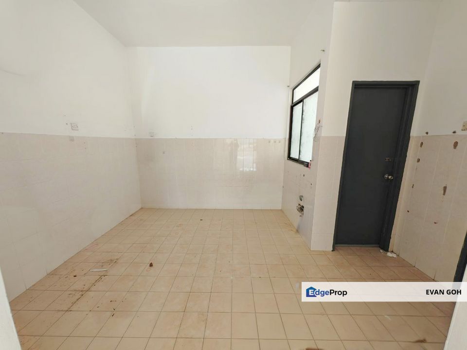 Taman Mutiara Indah Puchong Semi D For Sale Below Market Value, Selangor, Puchong