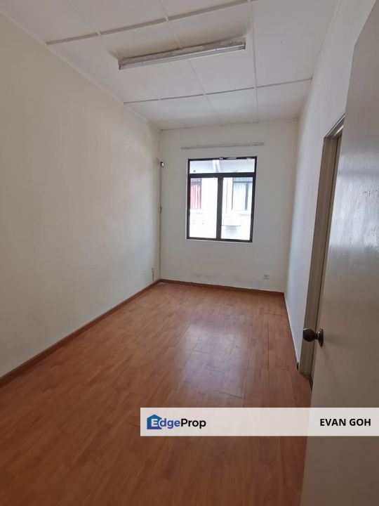 Taman Mutiara Indah Puchong Semi D For Sales Full Loan Renovated, Selangor, Puchong