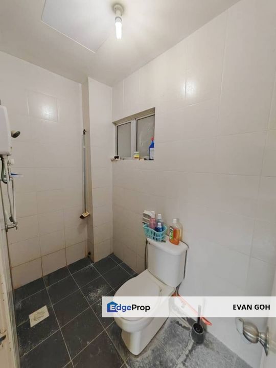 Lake Residence Taman Putra Perdana Townhouse for Sale Ground Floor, Selangor, Puchong