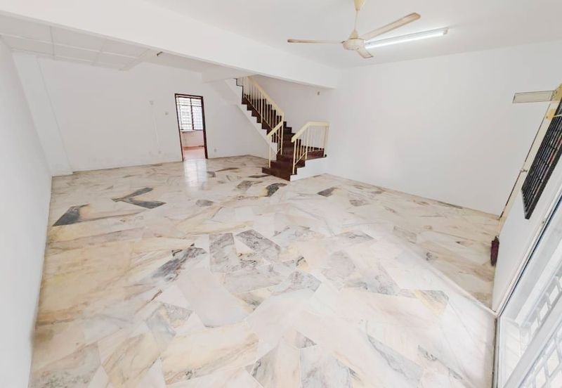 Taman Saujana Puchong