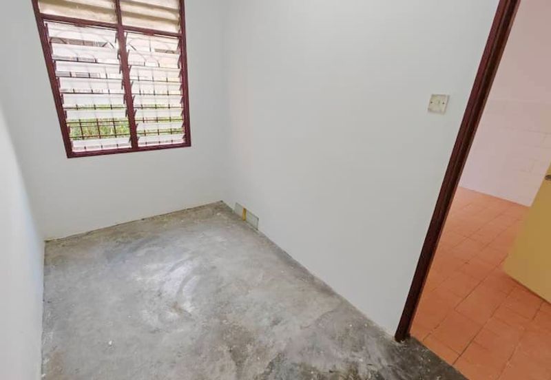 Taman Saujana Puchong