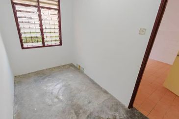 Taman Saujana Puchong