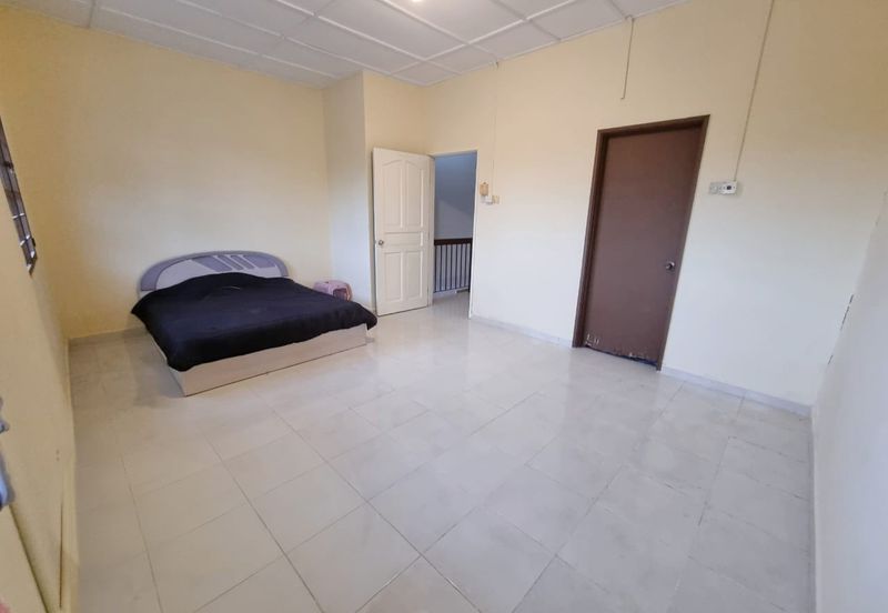 Taman Saujana Puchong