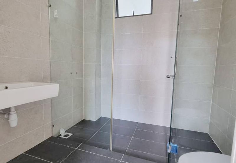 Taman Nusaputra Timur