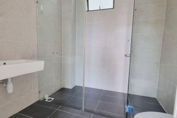 Taman Nusaputra Timur