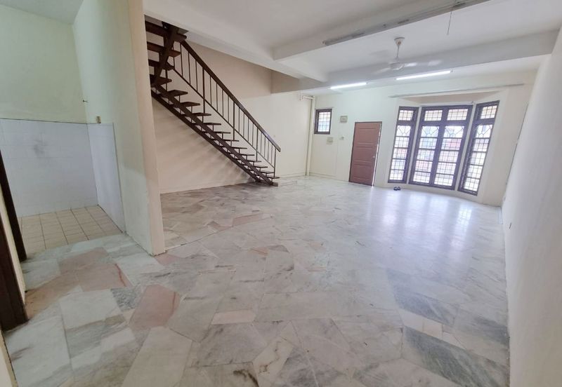 Taman Saujana Puchong