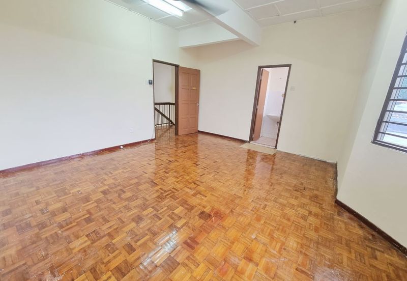 Taman Saujana Puchong