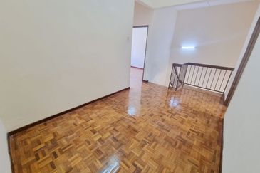 Taman Saujana Puchong