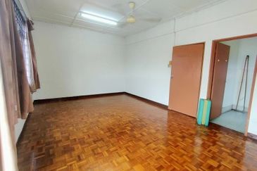 Taman Saujana Puchong