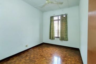 Taman Saujana Puchong