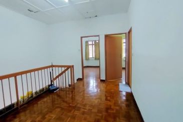 Taman Saujana Puchong