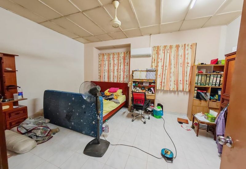 Taman Saujana Puchong