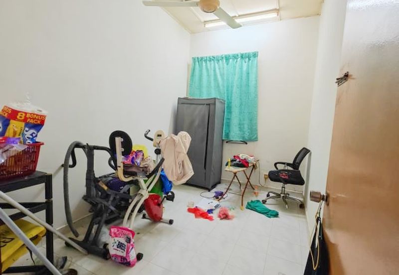 Taman Saujana Puchong