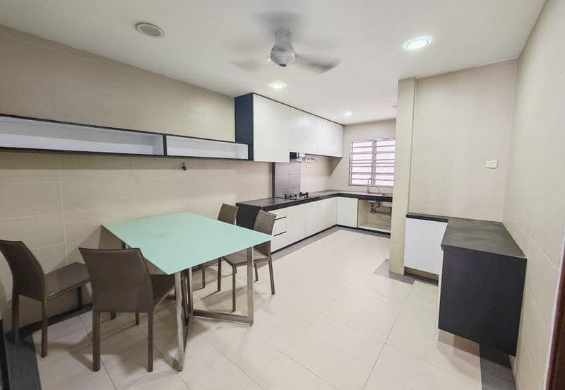 Taman Saujana Puchong