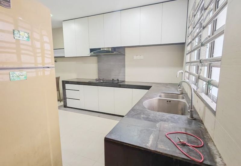 Taman Saujana Puchong