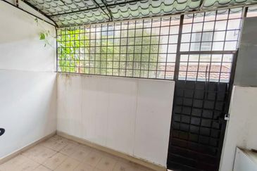 Taman Saujana Puchong