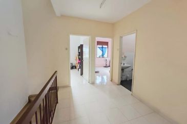 Taman Saujana Puchong