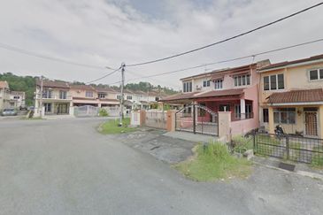 Taman Saujana Puchong