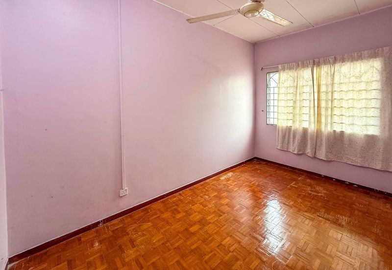 Taman Saujana Puchong