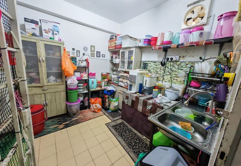 Taman Saujana Puchong