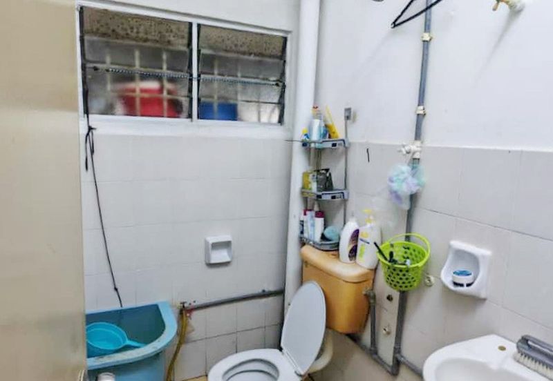 Taman Saujana Puchong