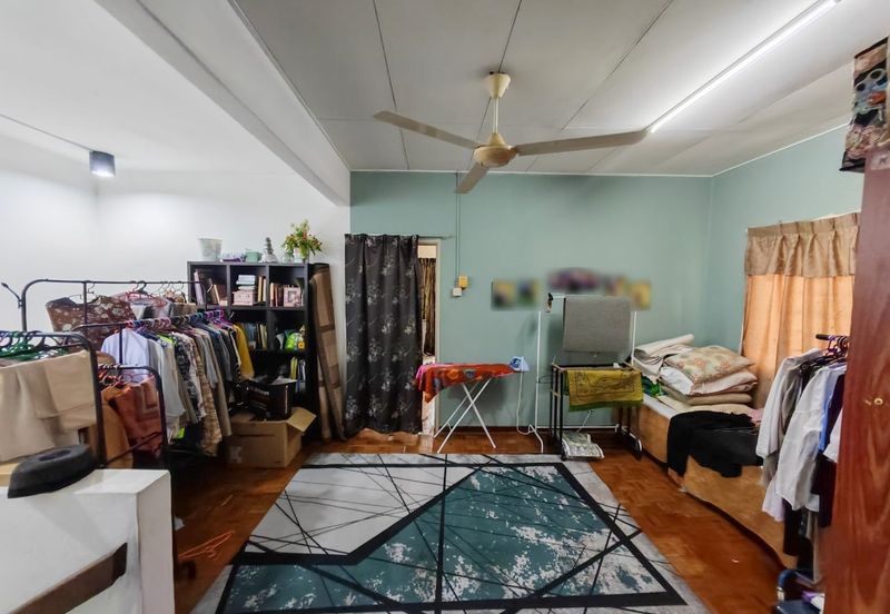 Taman Saujana Puchong