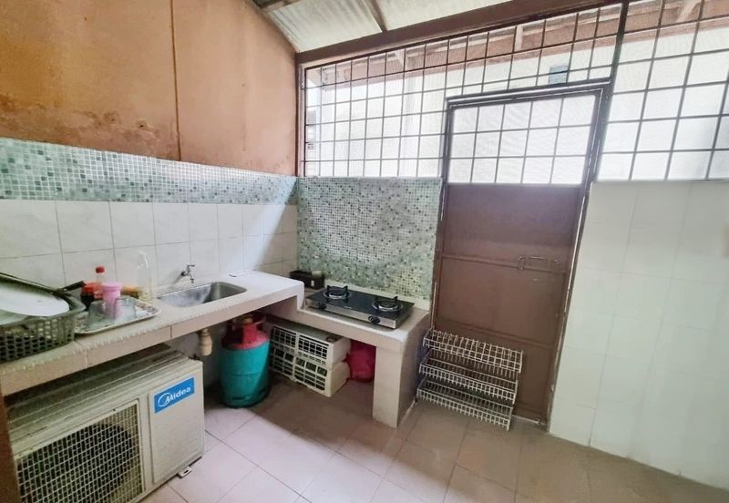 Taman Saujana Puchong