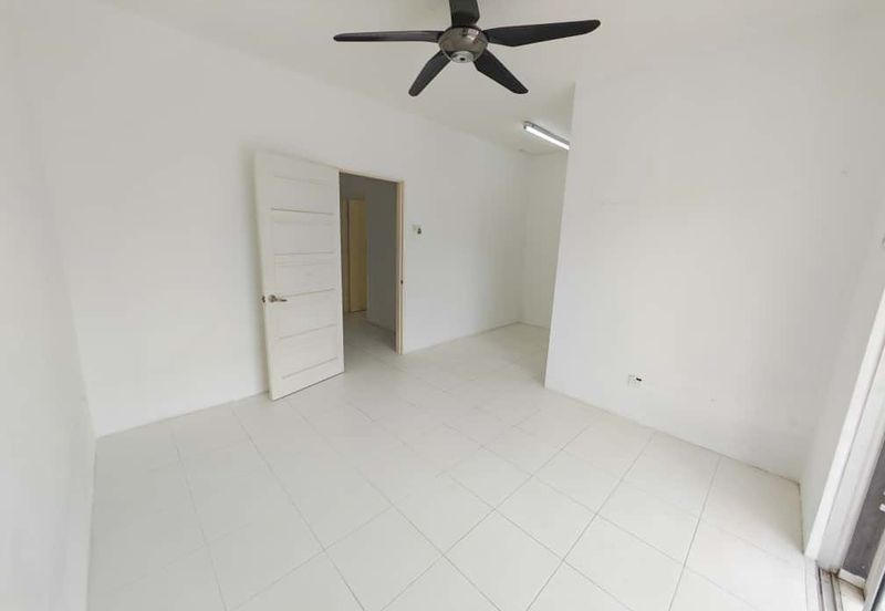 Lake Residence, Taman Putra Perdana