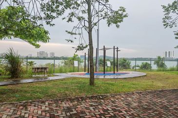 Lake Residence, Taman Putra Perdana
