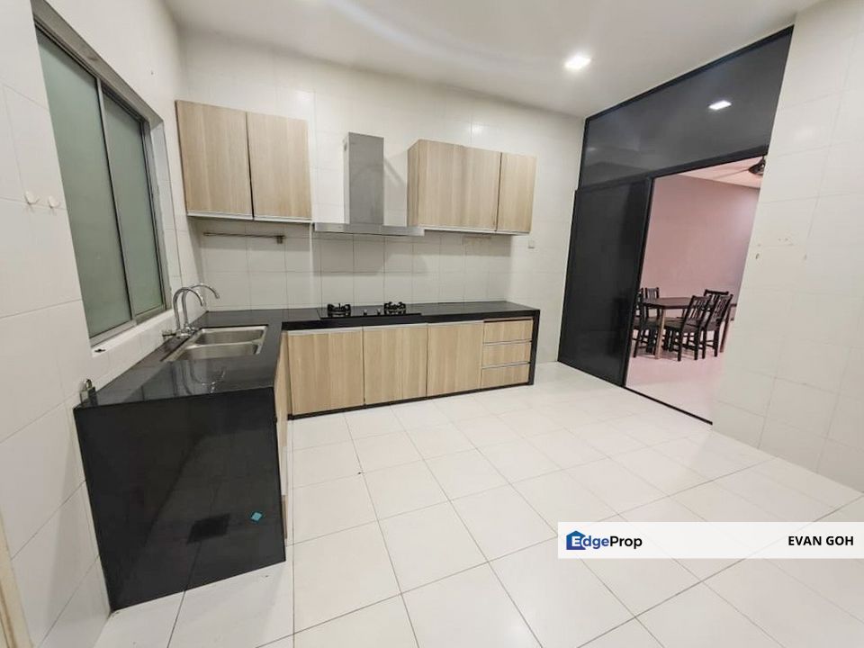 The Lake Residence, Putra Perdana Puchong townhouse for Sale Facing Lake 22x80, Selangor, Puchong