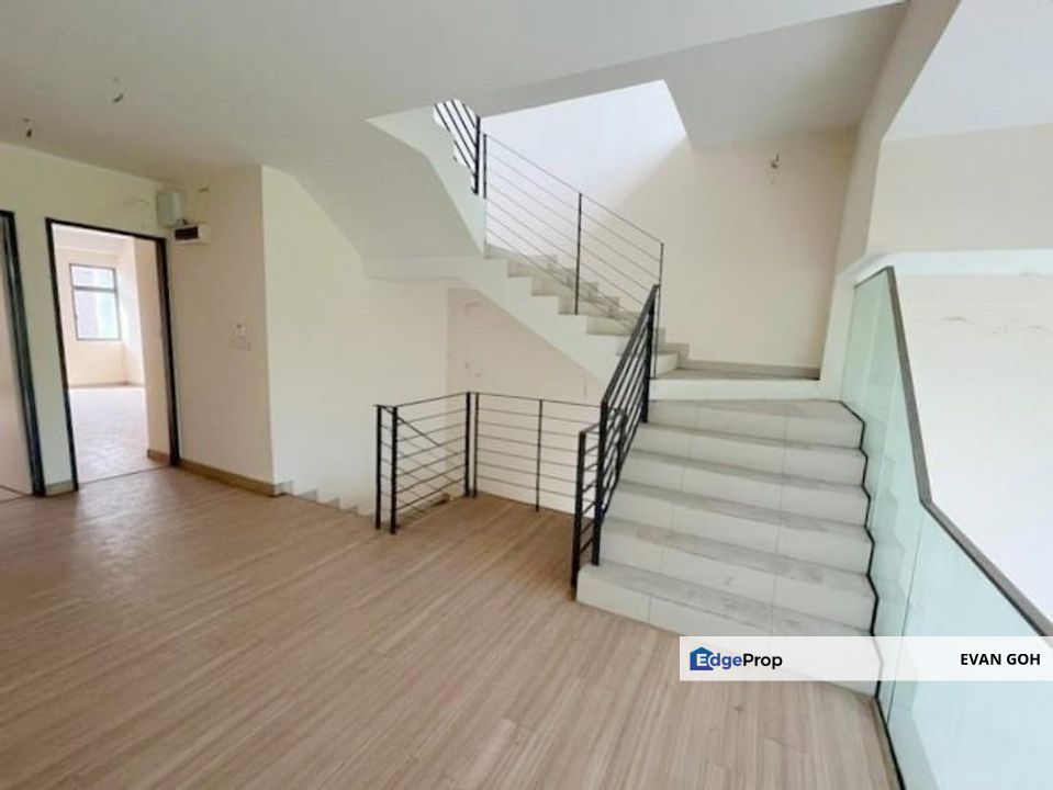 Reflexion Puchong South 2.5 Storey Terrace for Sale 24x85 Private Pool, Selangor, Puchong