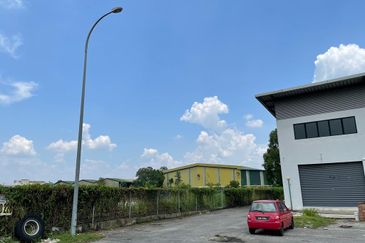 Jalan Bukit Kemuning