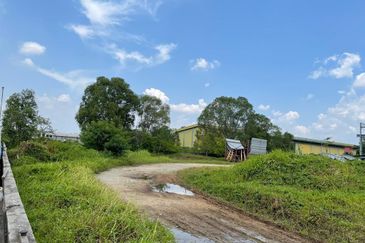 Jalan Bukit Kemuning