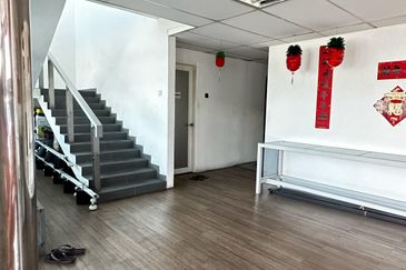 Kawasan Perindustrian Olak Lempit