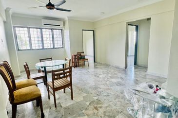 Tasik Heights Apartment