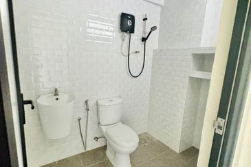 Tasik Heights Apartment