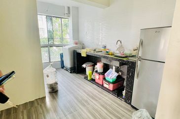 Tasik Heights Apartment