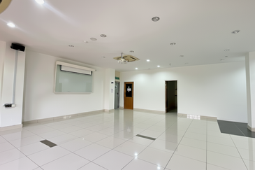 Section 13 (Seksyen 13)