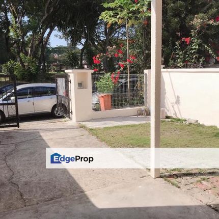 SS2 Double Storey House Nr Taman Bahagia LRT KJ PJ, Selangor, Kelana Jaya