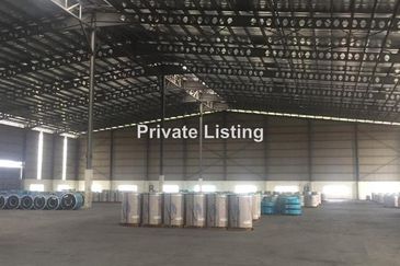 West Port, Pulau Indah