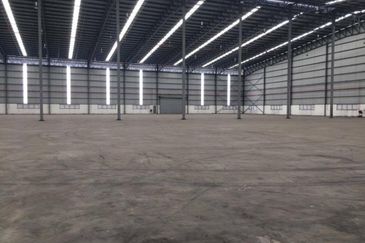 West Port, Pulau Indah