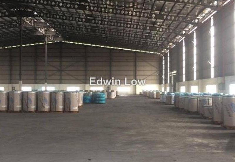 West Port, Pulau Indah