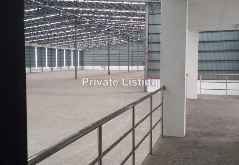 West Port, Pulau Indah